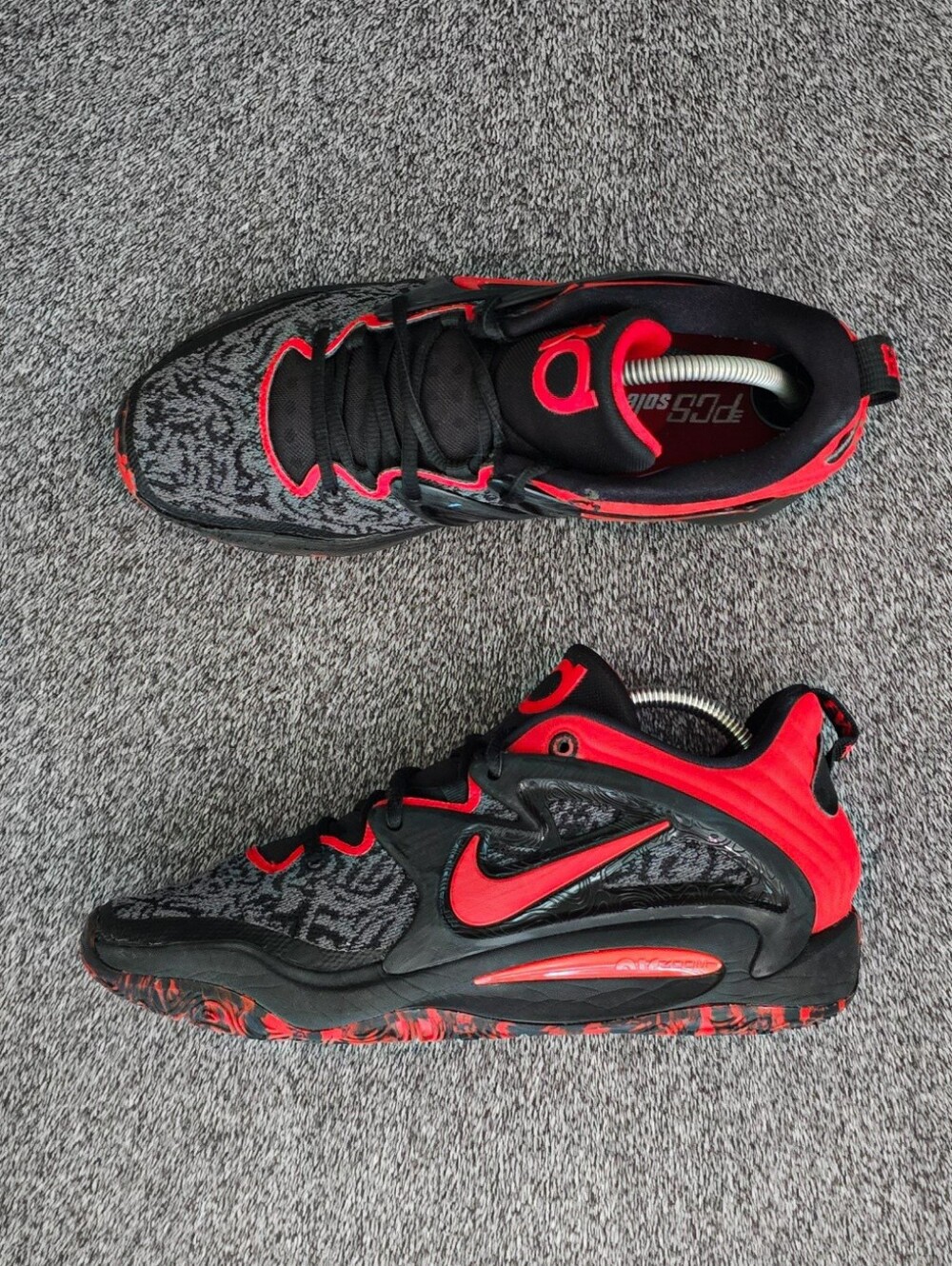 Nike Men KD15 Bred University Basketball Shoes Size 9